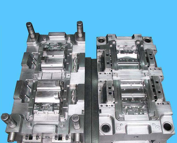 選購塑膠模具要看哪些因素?